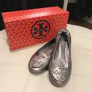 Tory Burch Reva Metallic Flats NWOT!
